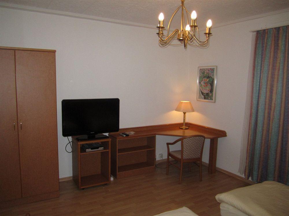 Hotel Faehrhaus Saarbrücken Dış mekan fotoğraf
