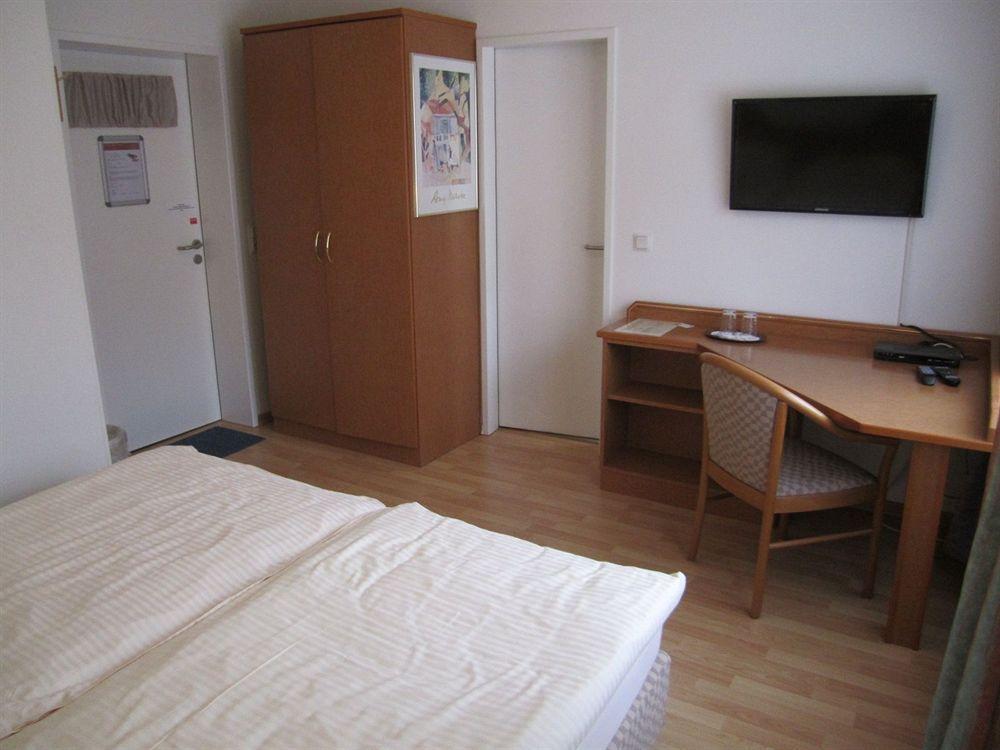 Hotel Faehrhaus Saarbrücken Dış mekan fotoğraf