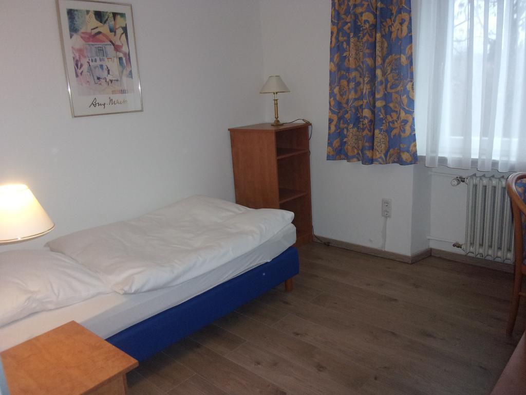 Hotel Faehrhaus Saarbrücken Oda fotoğraf