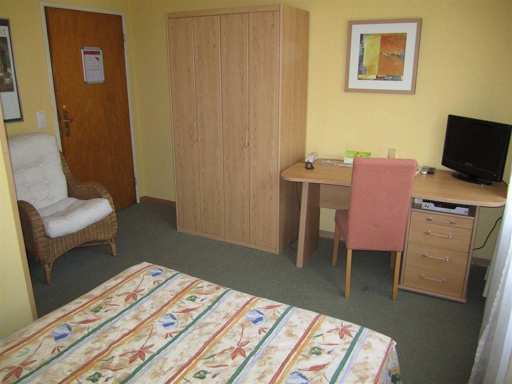 Hotel Faehrhaus Saarbrücken Dış mekan fotoğraf