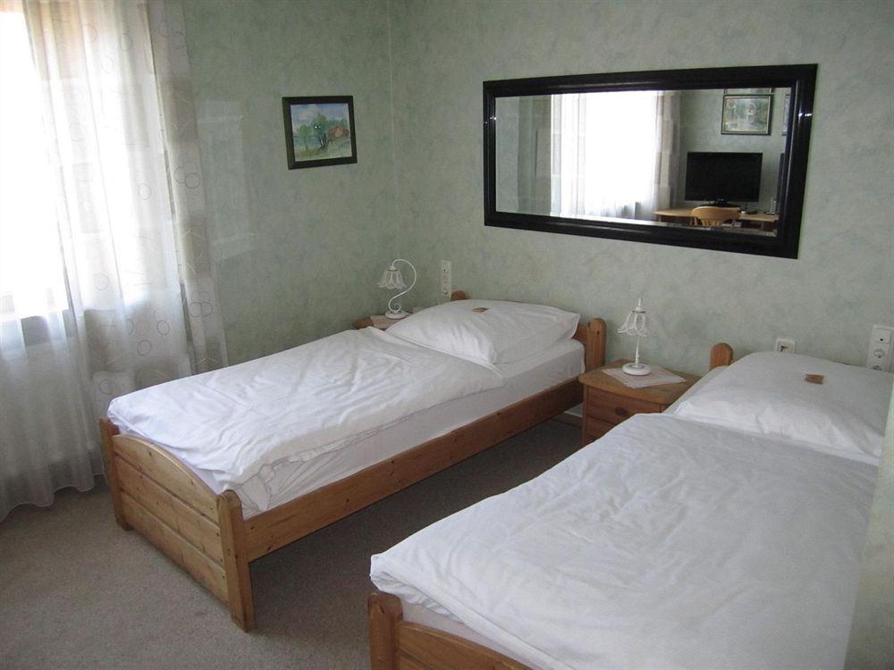 Hotel Faehrhaus Saarbrücken Dış mekan fotoğraf