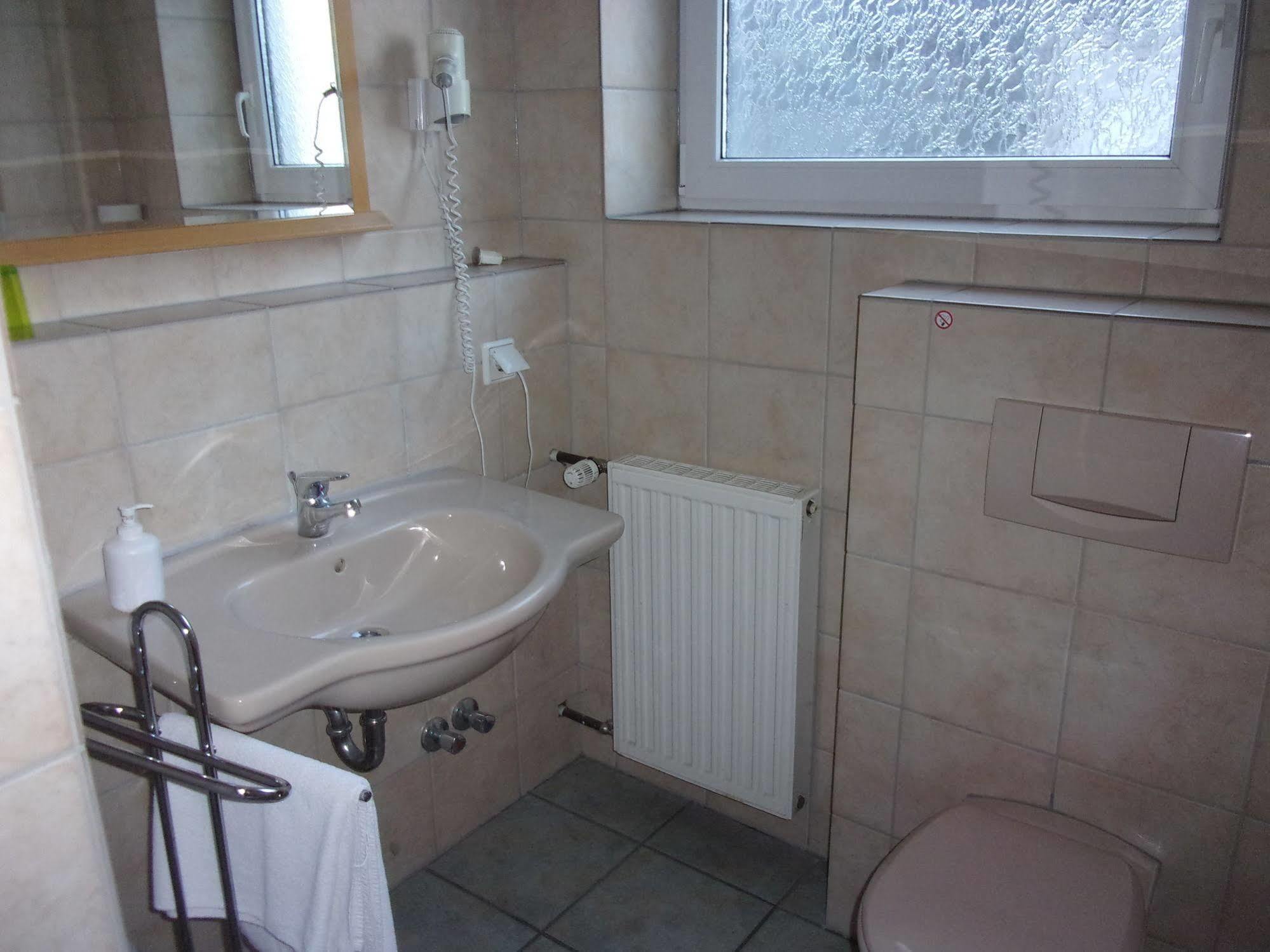 Hotel Faehrhaus Saarbrücken Dış mekan fotoğraf