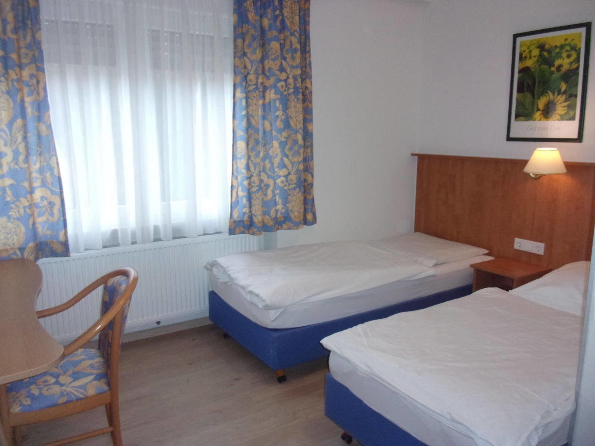 Hotel Faehrhaus Saarbrücken Dış mekan fotoğraf